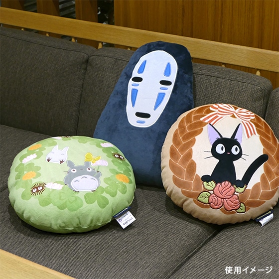 となりのトトロ もちもちクッション クローバーとお花 | どんぐり
