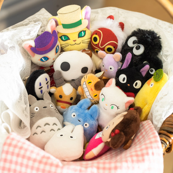となりのトトロ ぬいぐるみバッジ ネコバス | どんぐり共和国そらのうえ店