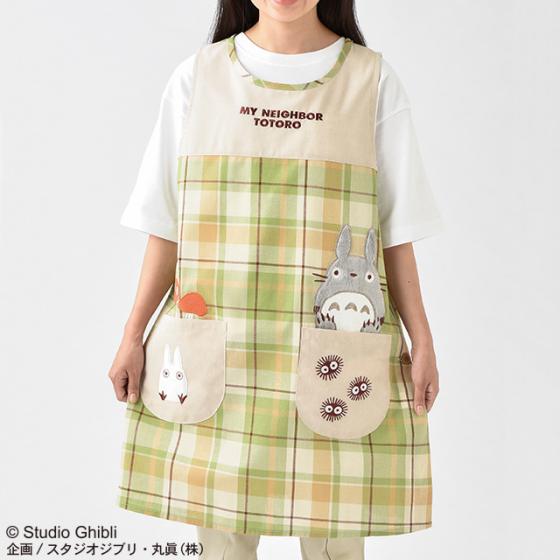 トトロエプロン　オルゴール　セット となりのトトロ かっぽう着 トトロたちときのこ | どんぐり共和国そら