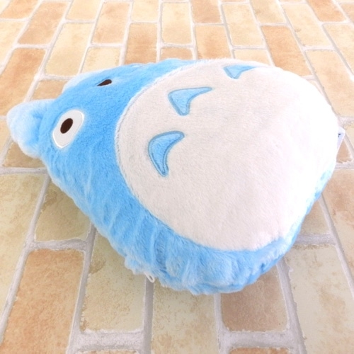となりのトトロ 中トトロ ダイカットクッション | どんぐり共和国そら