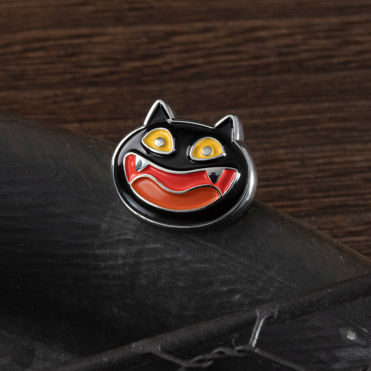 GBL】となりのトトロ デザインピンバッジ オープニングねこ | どんぐり