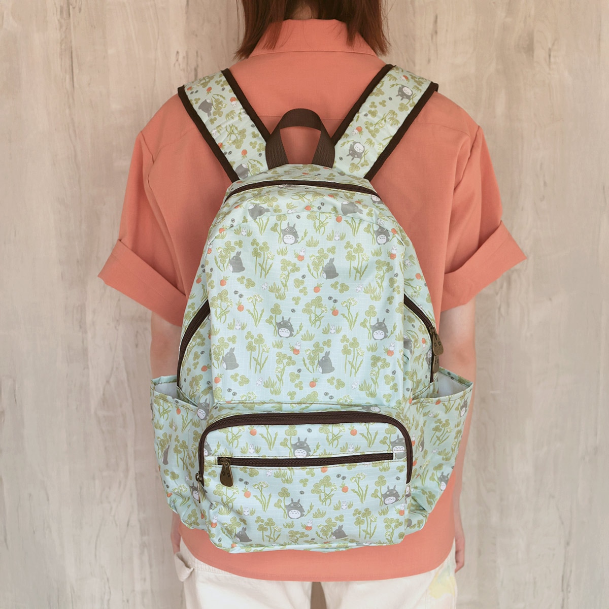 B-001 【海外限定】日本未発売 ジブリ となりのトトロ 刺繡 バッグパック B-001 【海外限定】日本未発売 ジブリ となりのトトロ 刺繡