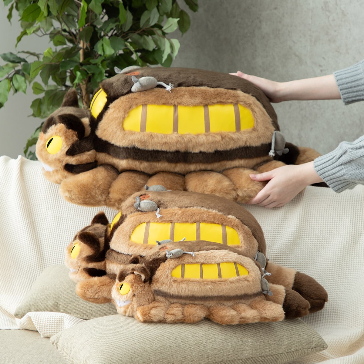 となりのトトロ ぬいぐるみ ネコバス L | どんぐり共和国そらのうえ店