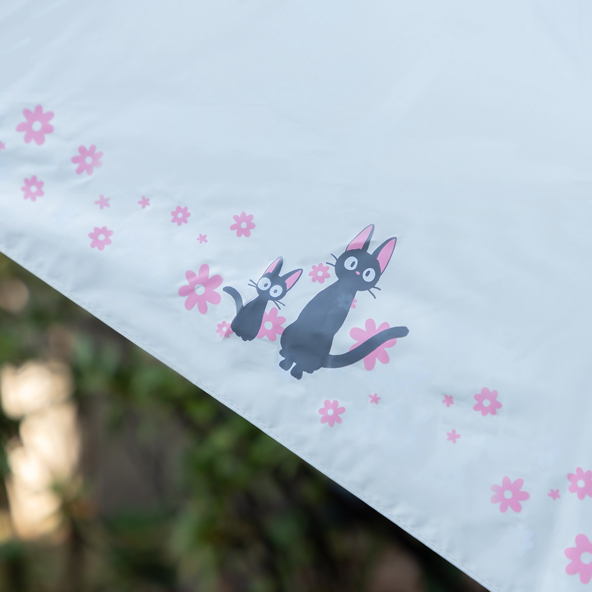 魔女の宅急便 晴雨兼用 折りたたみ傘 お花がいっぱい | どんぐり