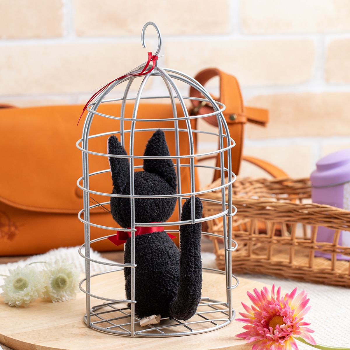 魔女の宅急便 ぬいぐるみ ジジ かご入り M | どんぐり共和国そらのうえ店