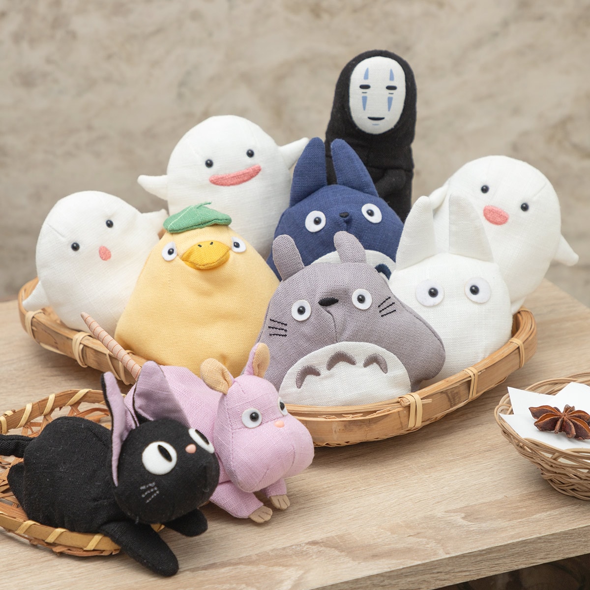 cocosana様 リクエスト 3点 まとめ商品 千と千尋の神隠し 和風お手玉 カオナシ | どんぐり共和国そらの
