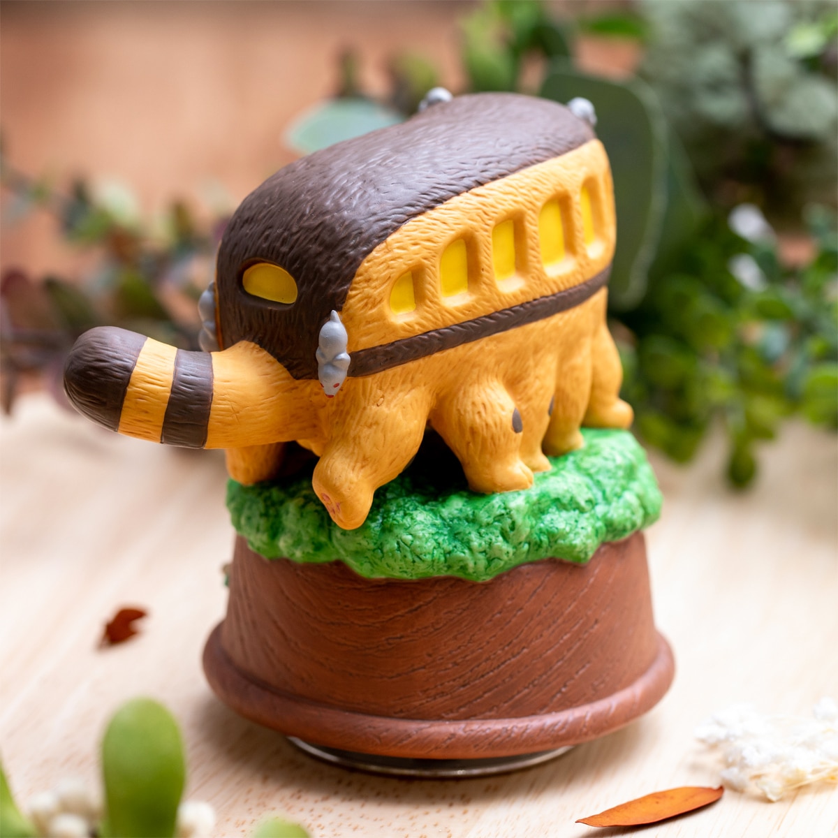 となりのトトロ 磁器オルゴール ネコバス 木の上 | どんぐり共和国そら