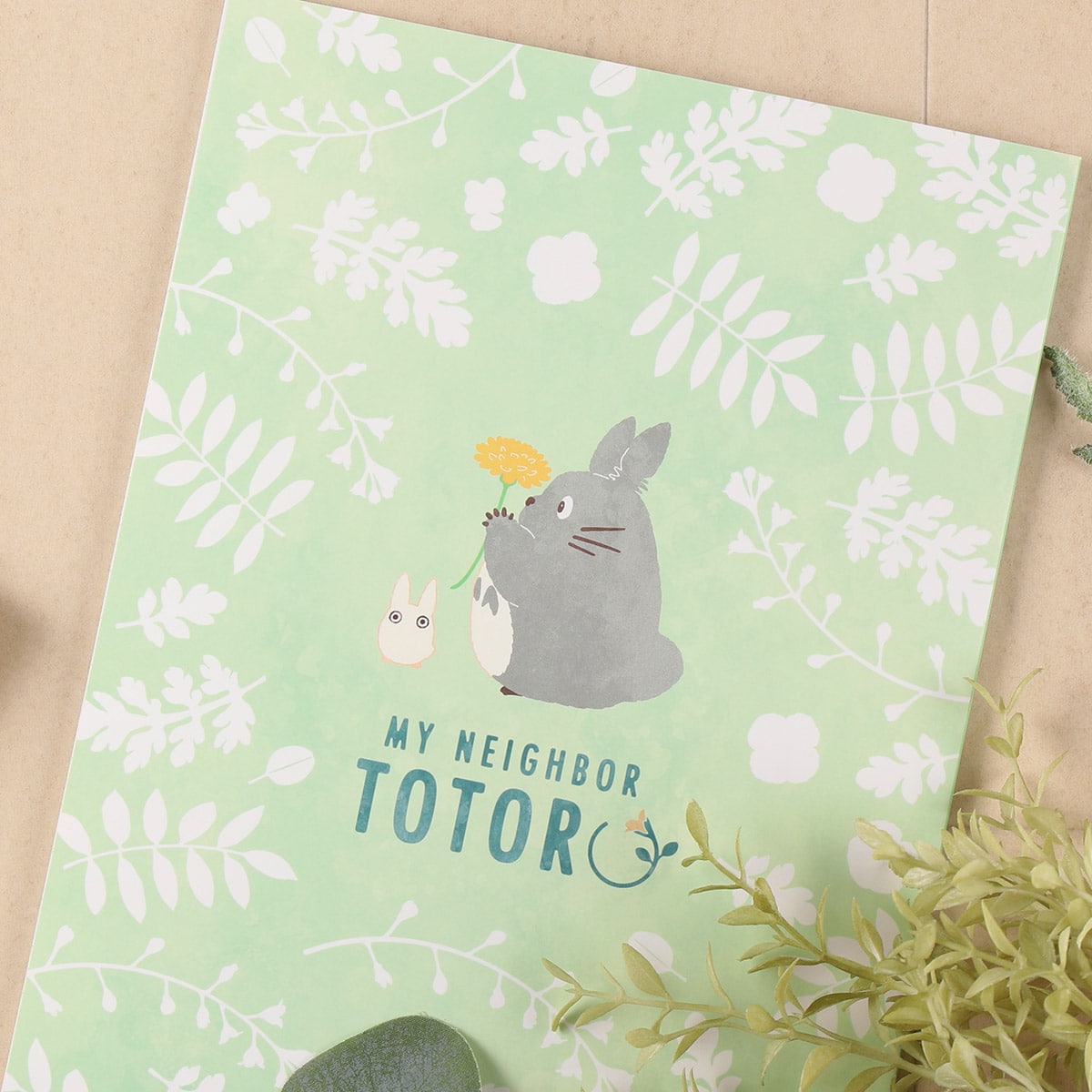 となりのトトロ ノート カラフルリーフ柄 | どんぐり共和国そらのうえ店