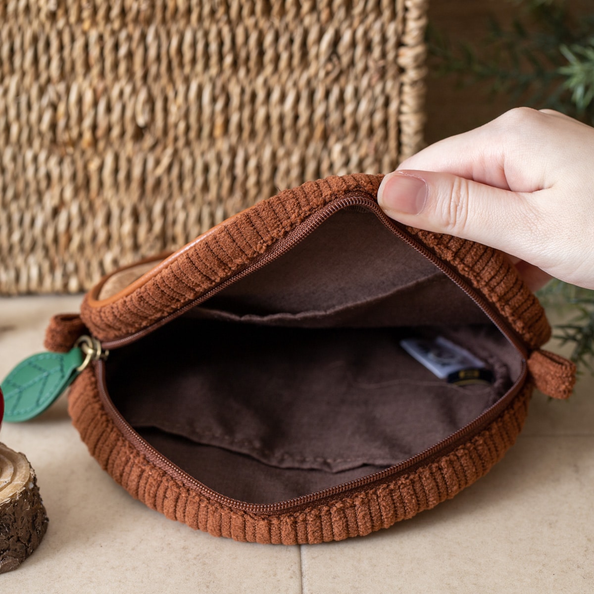 となりのトトロ 「マルタ」 ポーチ (L) | どんぐり共和国そらのうえ店