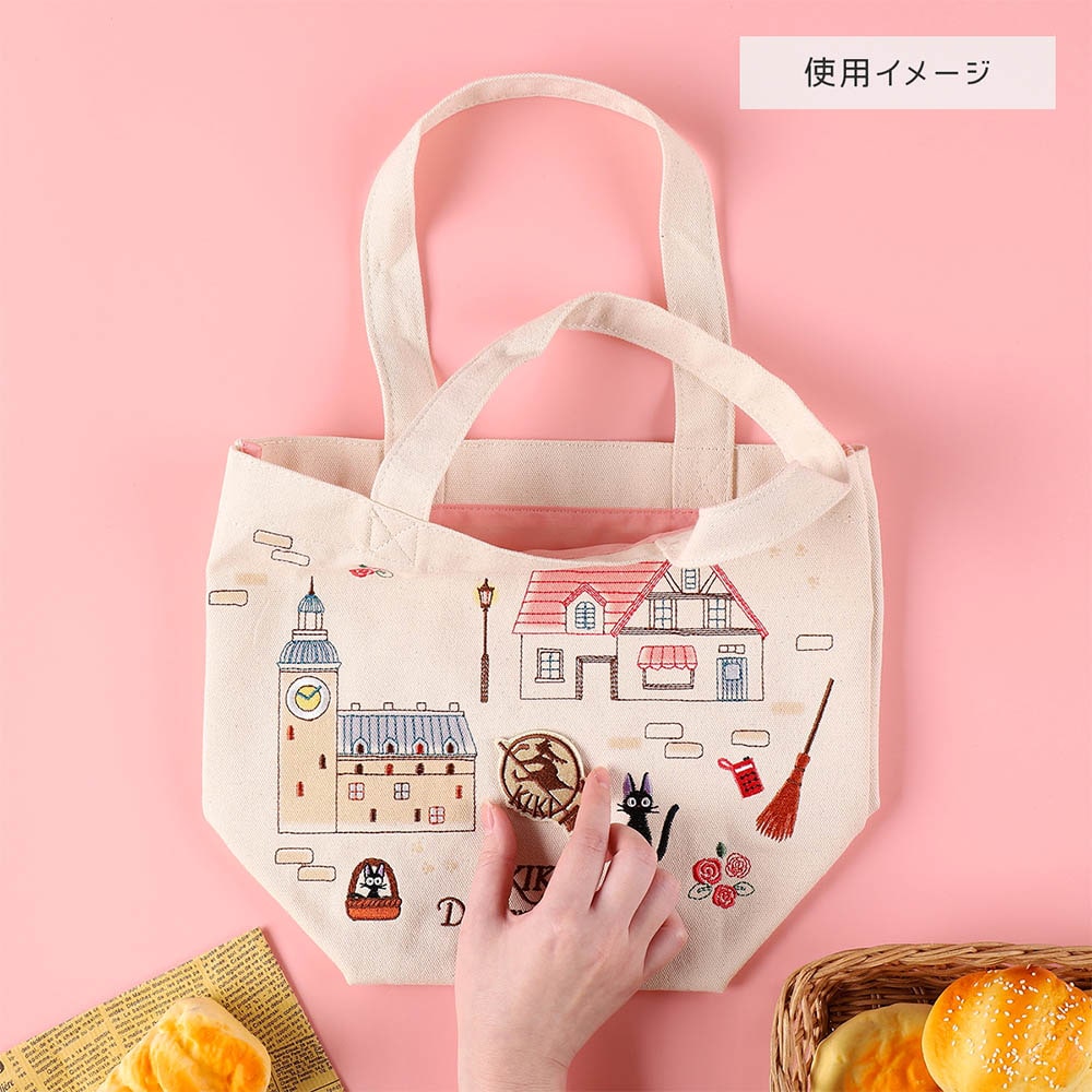 新しい学校のリーダーズ　公式ジブリ✕コラボの幻のバッグ！2022年物 新しい学校のリーダーズ 公式ジブリ✕コラボの幻のバッグ！2022年物