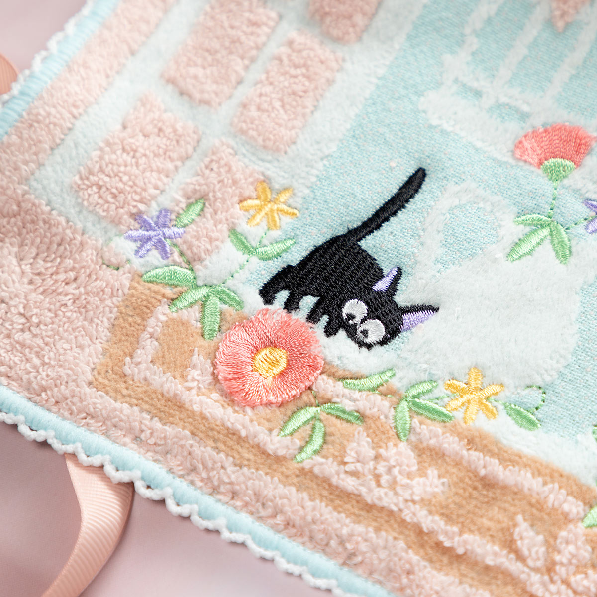 魔女の宅急便 フラワーウィンドウ ミニタオル | どんぐり共和国そらの