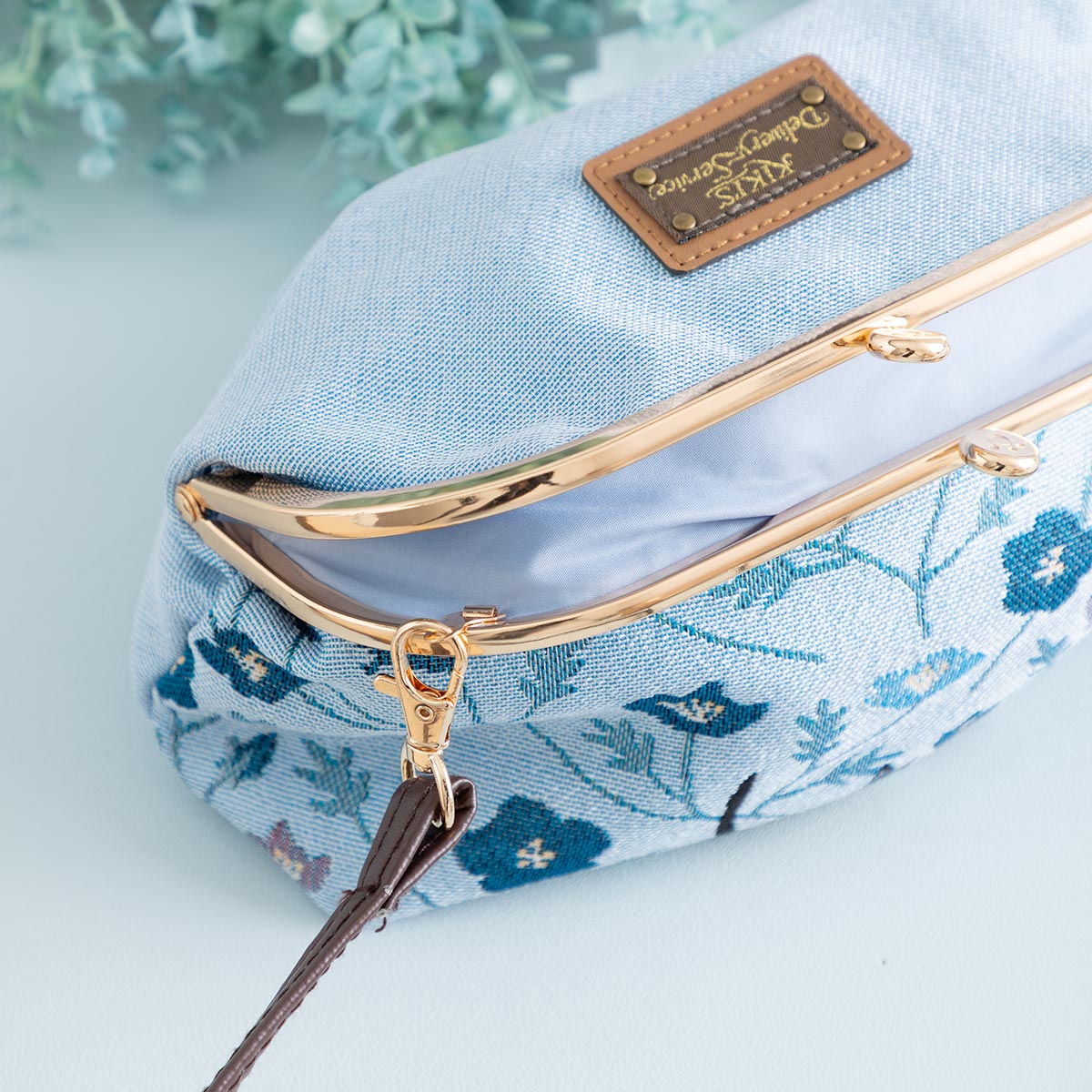 魔女の宅急便 「青のじゅうたん」 口金ショルダーポーチ | どんぐり