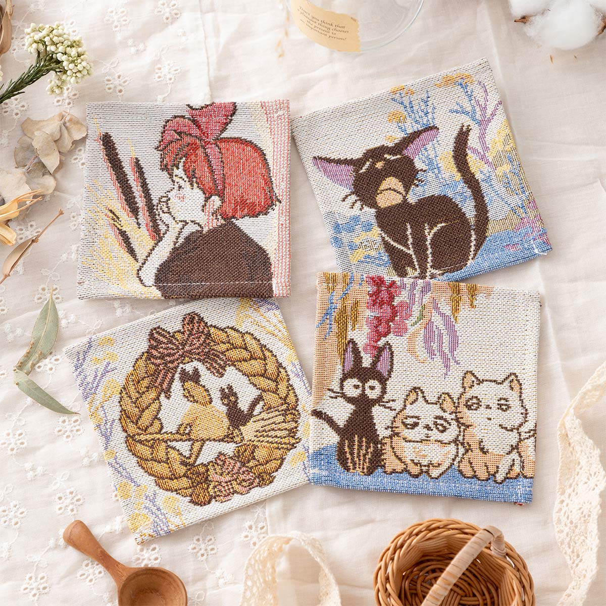 魔女の宅急便 ゴブラン織 コースター 4枚組 | どんぐり共和国そらのうえ店