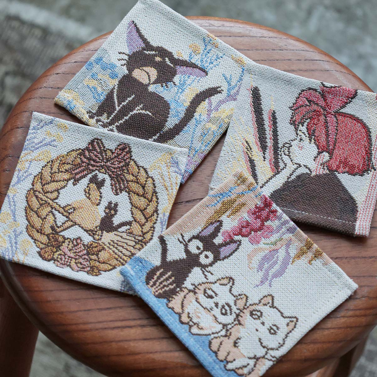 魔女の宅急便 ゴブラン織 コースター 4枚組 | どんぐり共和国そらのうえ店