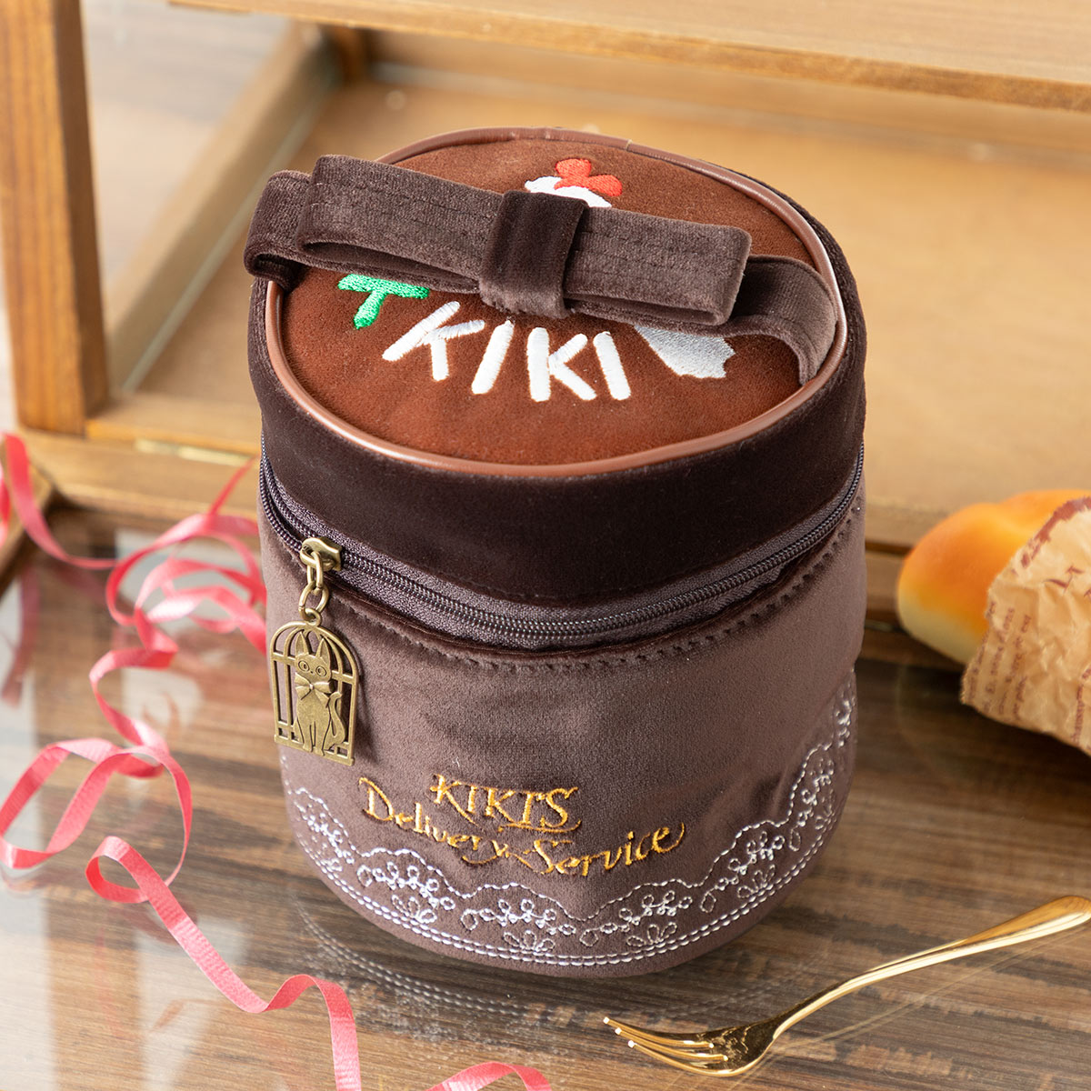 魔女の宅急便 キキのチョコケーキ Kiki's Chocolate Cake Recipe【再現ｼﾘｰｽﾞ】 魔女の宅急便 キキ