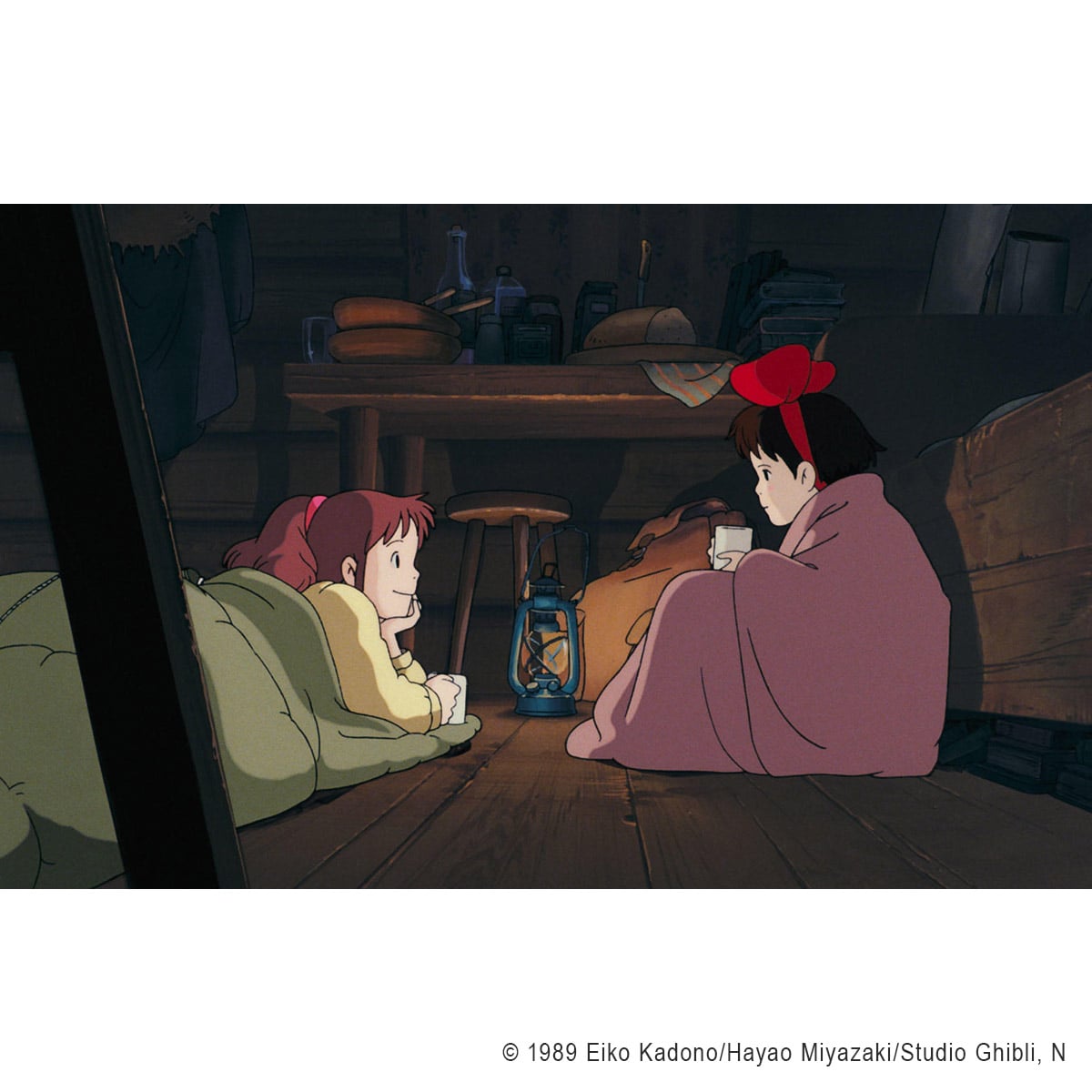 魔女の宅急便 魔女の宅急便 ハーフ毛布 ジジと花のリース ハーフ毛布 ボア