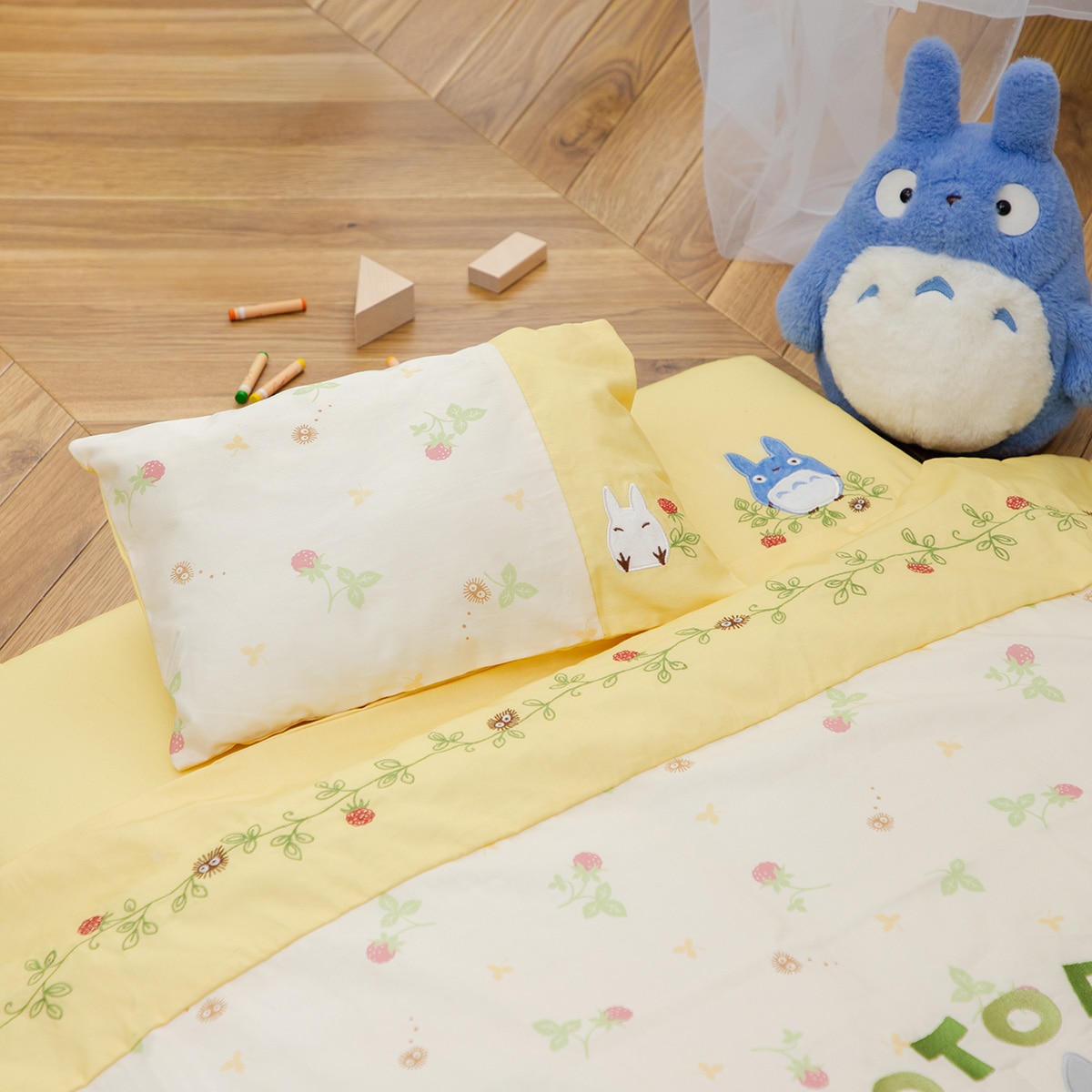 となりのトトロ ベビーふとん10点セット いちご狩り | どんぐり共和国