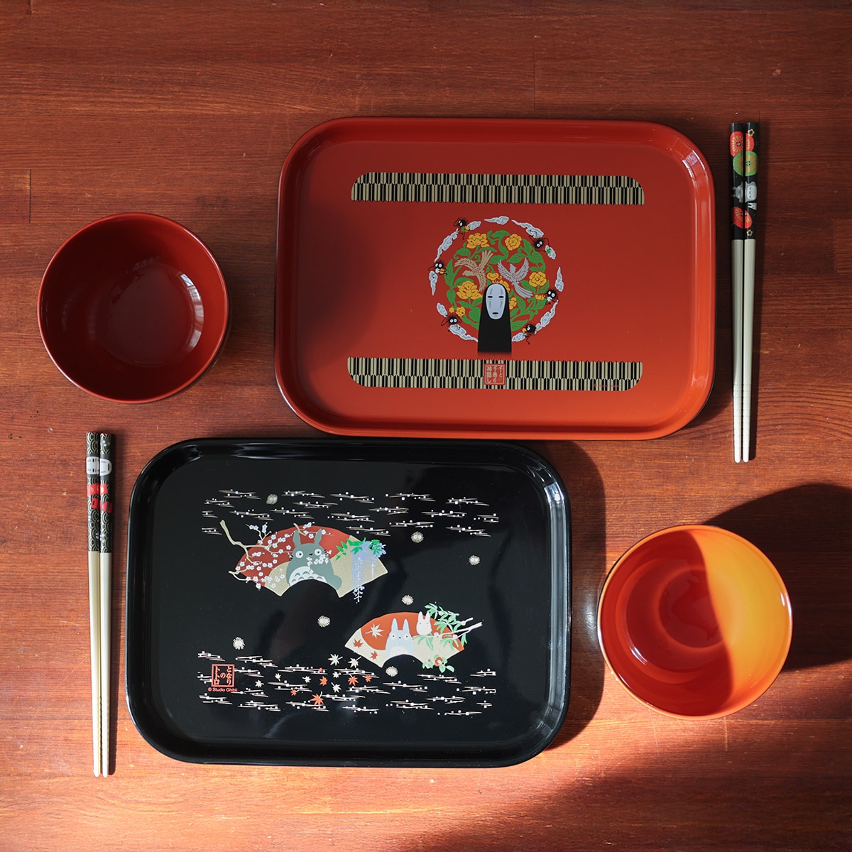 となりのトトロ　御椀　汁椀　二馬力　ジブリ となりのトトロ トトロ和傘 塗汁わん N2 | どんぐり共和国そらのうえ店