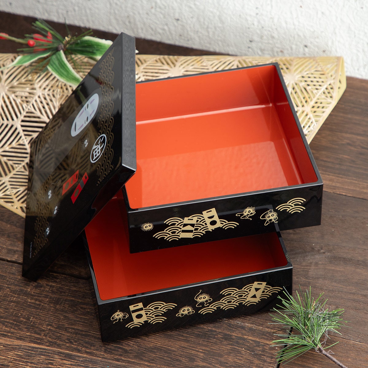 千と千尋の神隠し カオナシ 塗2段重箱 NLW15 | どんぐり共和国そらのうえ店