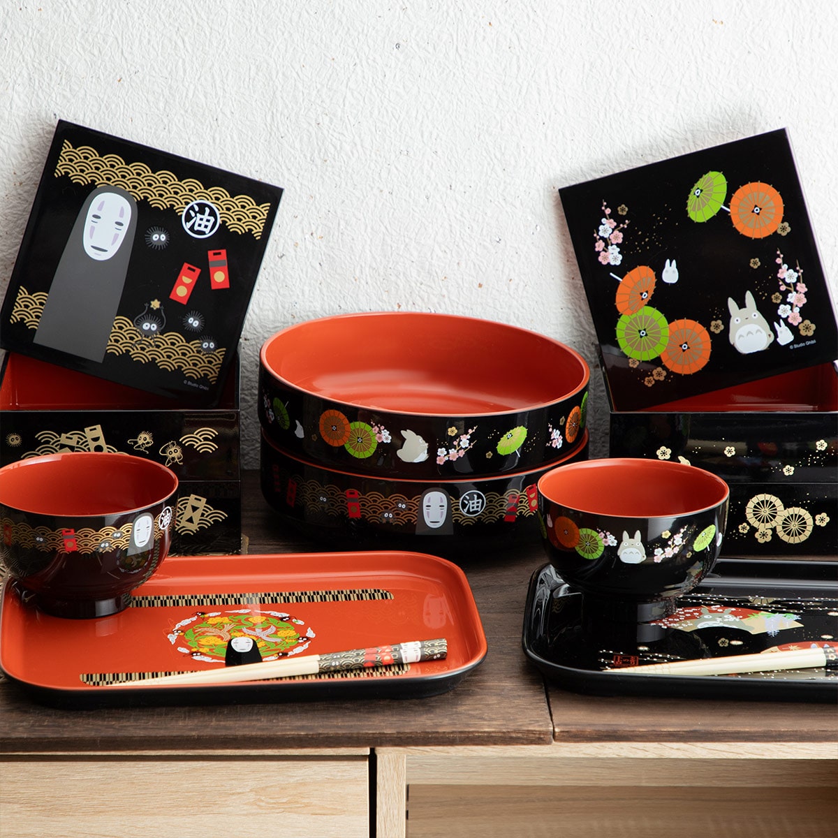 千と千尋の神隠し 塗トレー | どんぐり共和国そらのうえ店