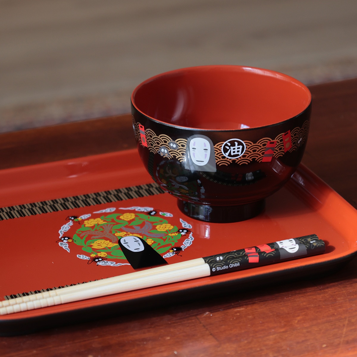 千と千尋の神隠し 塗トレー | どんぐり共和国そらのうえ店
