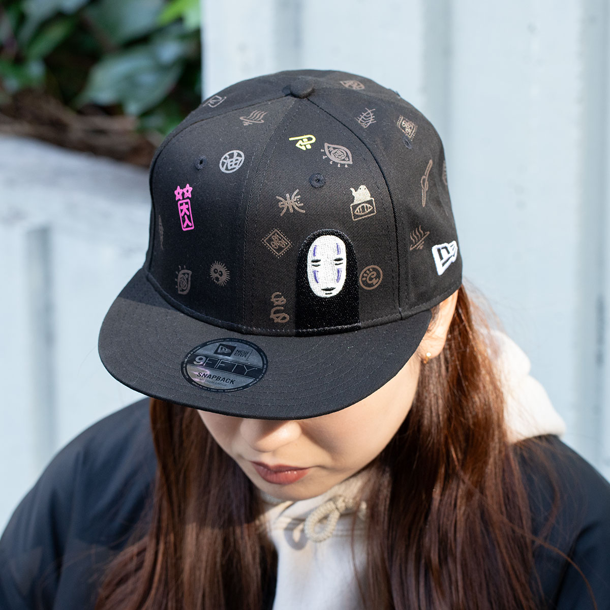 千と千尋の神隠し NEW ERA コラボキャップ 9FIFTY ブラック | どんぐり