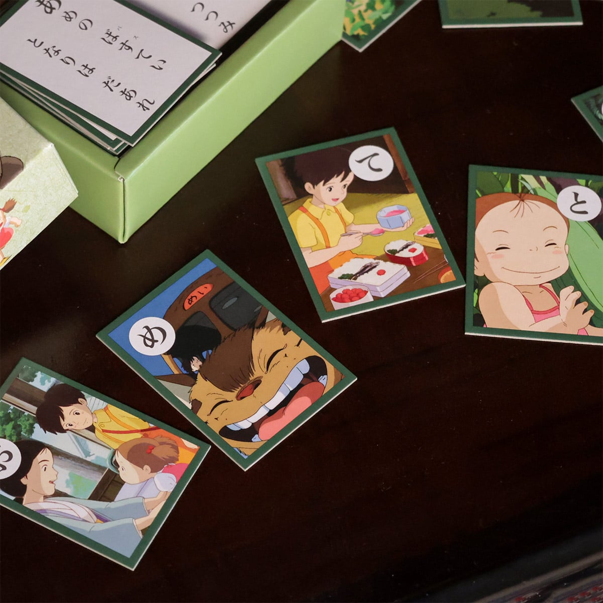 となりのトトロ　かるた　エンスカイ Amazon | エンスカイ となりのトトロ かるた | かるた | おもちゃ