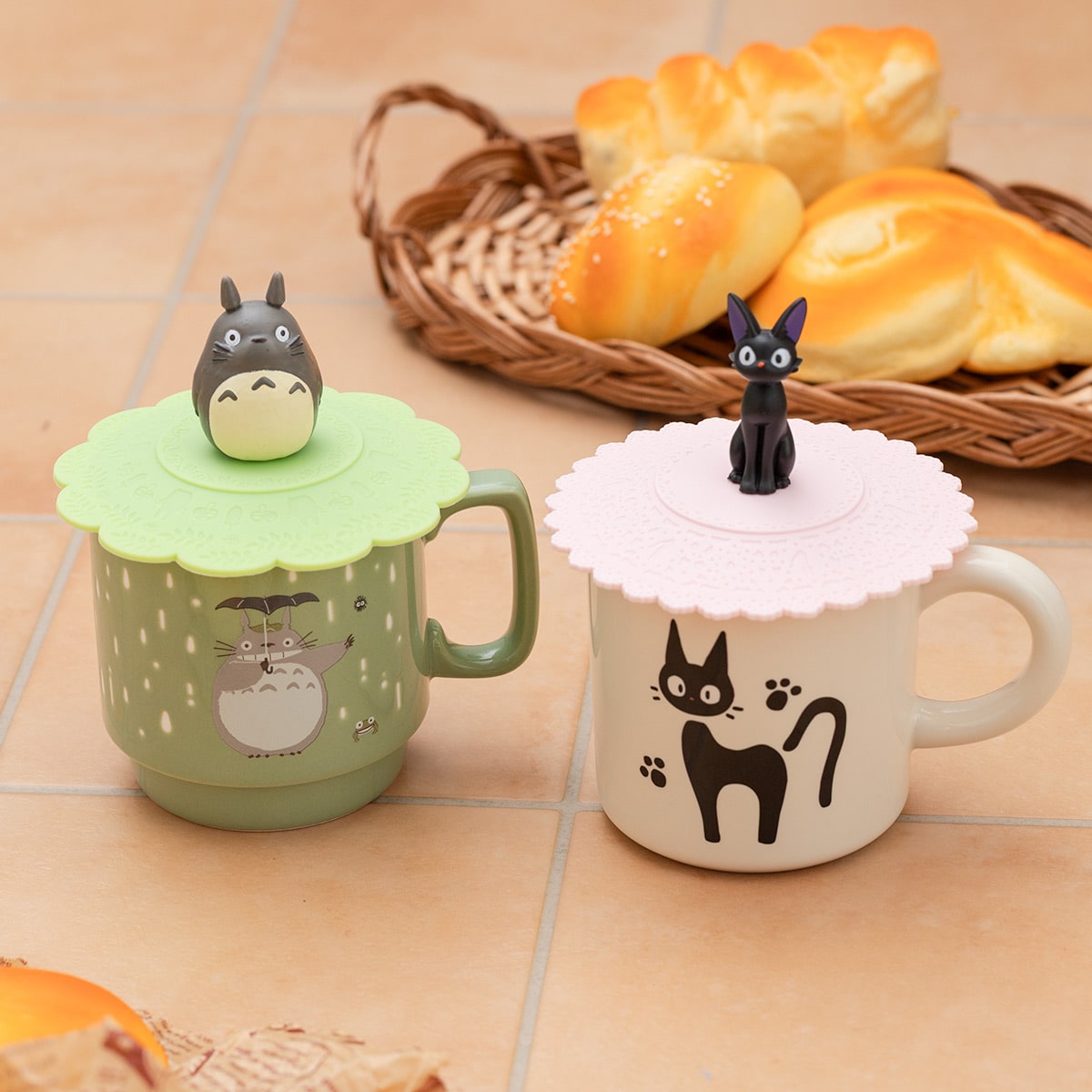 高価値セリー シリコンカップカバー となりのトトロ リーフ どんぐり共和国 | 子ども用食器・カトラリー