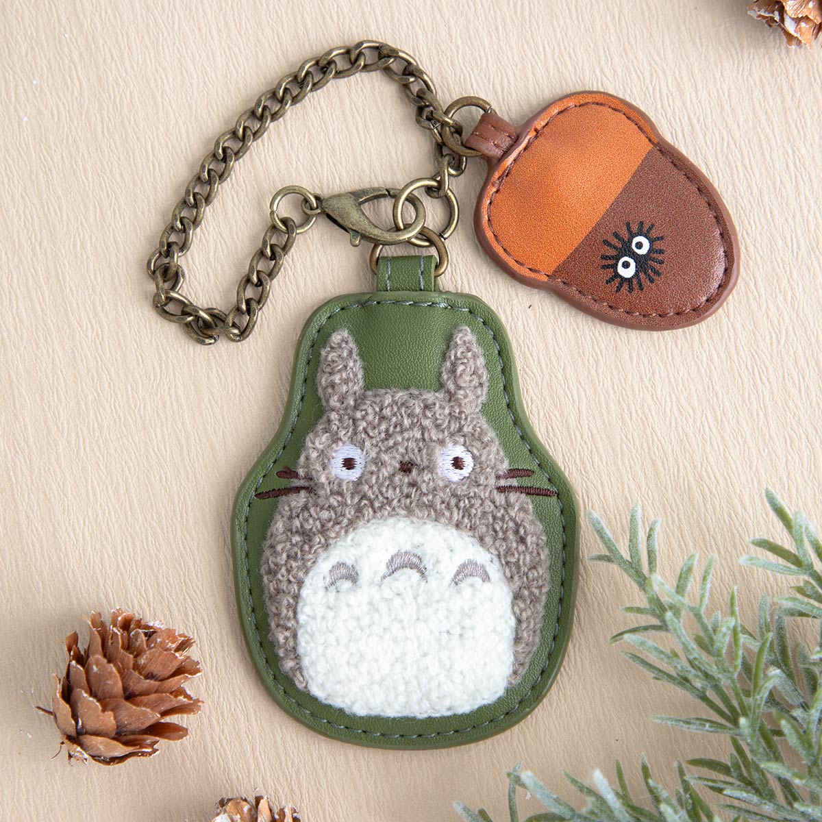 となりのトトロ ほこモコ刺繍シリーズ バッグチャーム 大トトロ