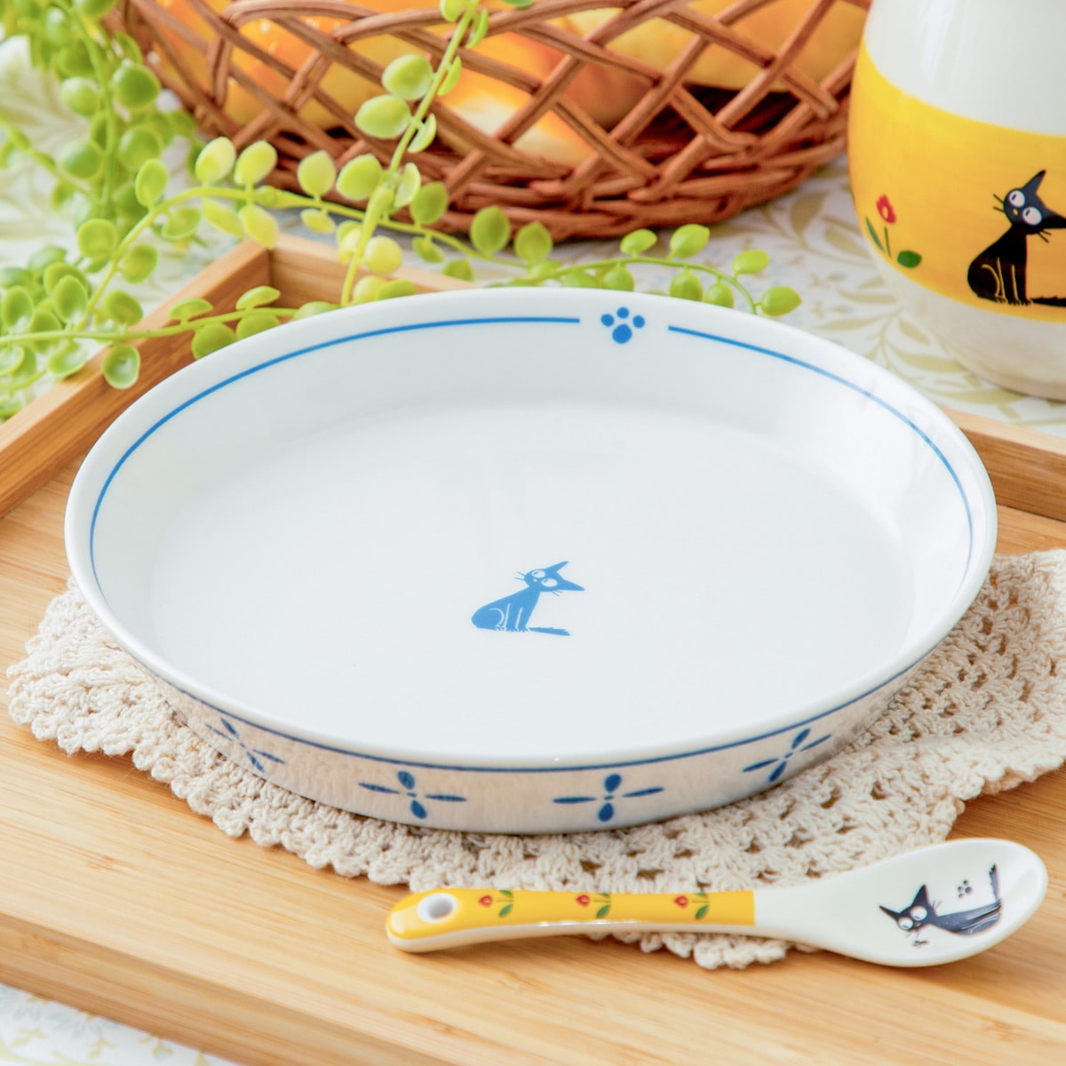 魔女の宅急便 おソノさんの食器シリーズ ジジのミルク皿 | どんぐり