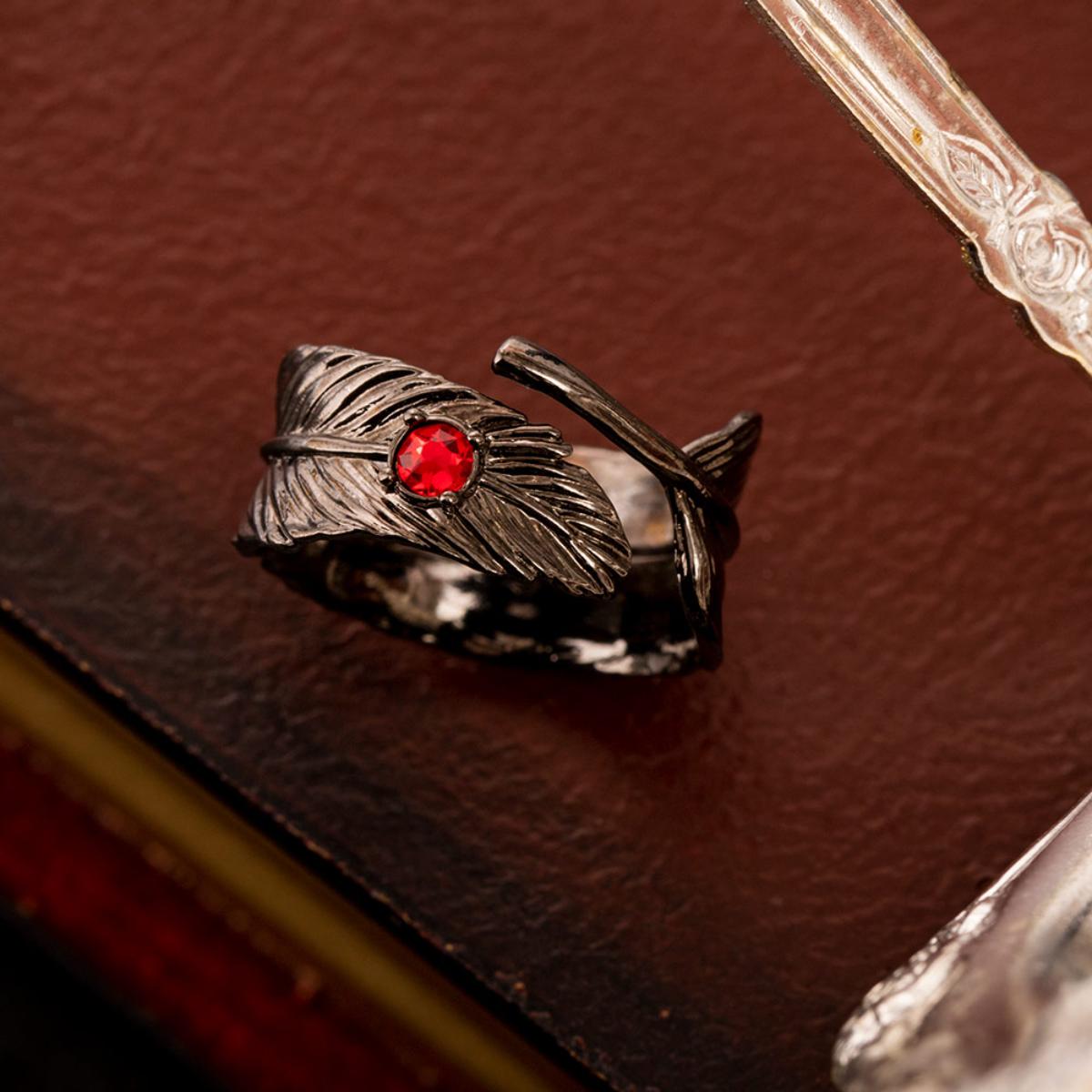 GBL】ハウルの動く城 My Treasure リング ハウルの黒い羽根 | どんぐり