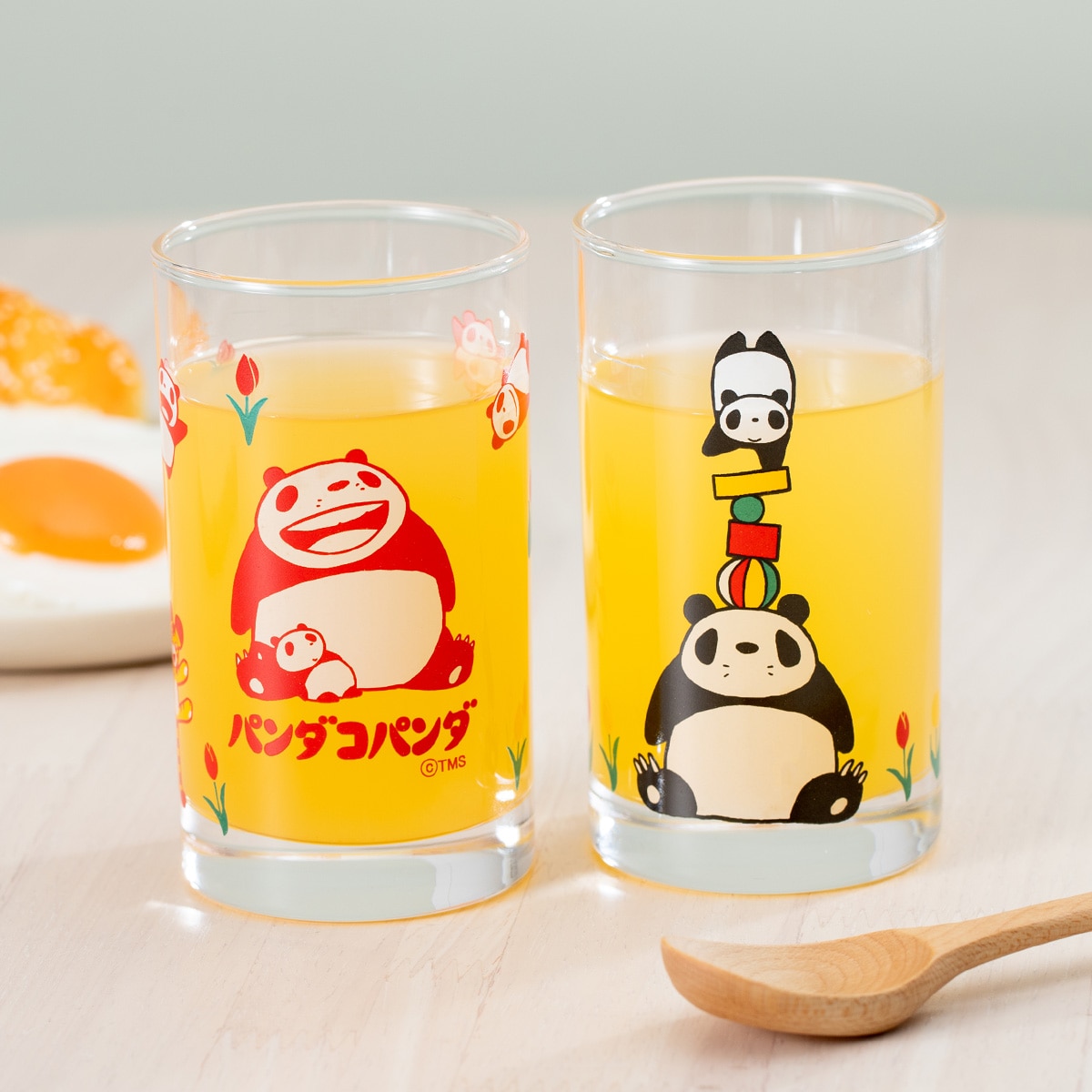 おまけ　グラグラ　缶バッジ　ブレスレット　レトロ　パンダ おまけ グラグラ 缶バッジ ブレスレット レトロ パンダ おまけグラグラ