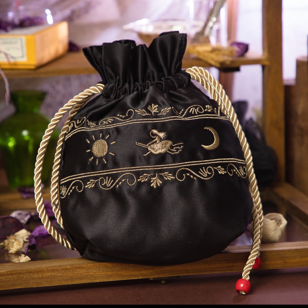 Donguri Closet】魔女の宅急便 コキリの薬草入れ 刺繍巾着