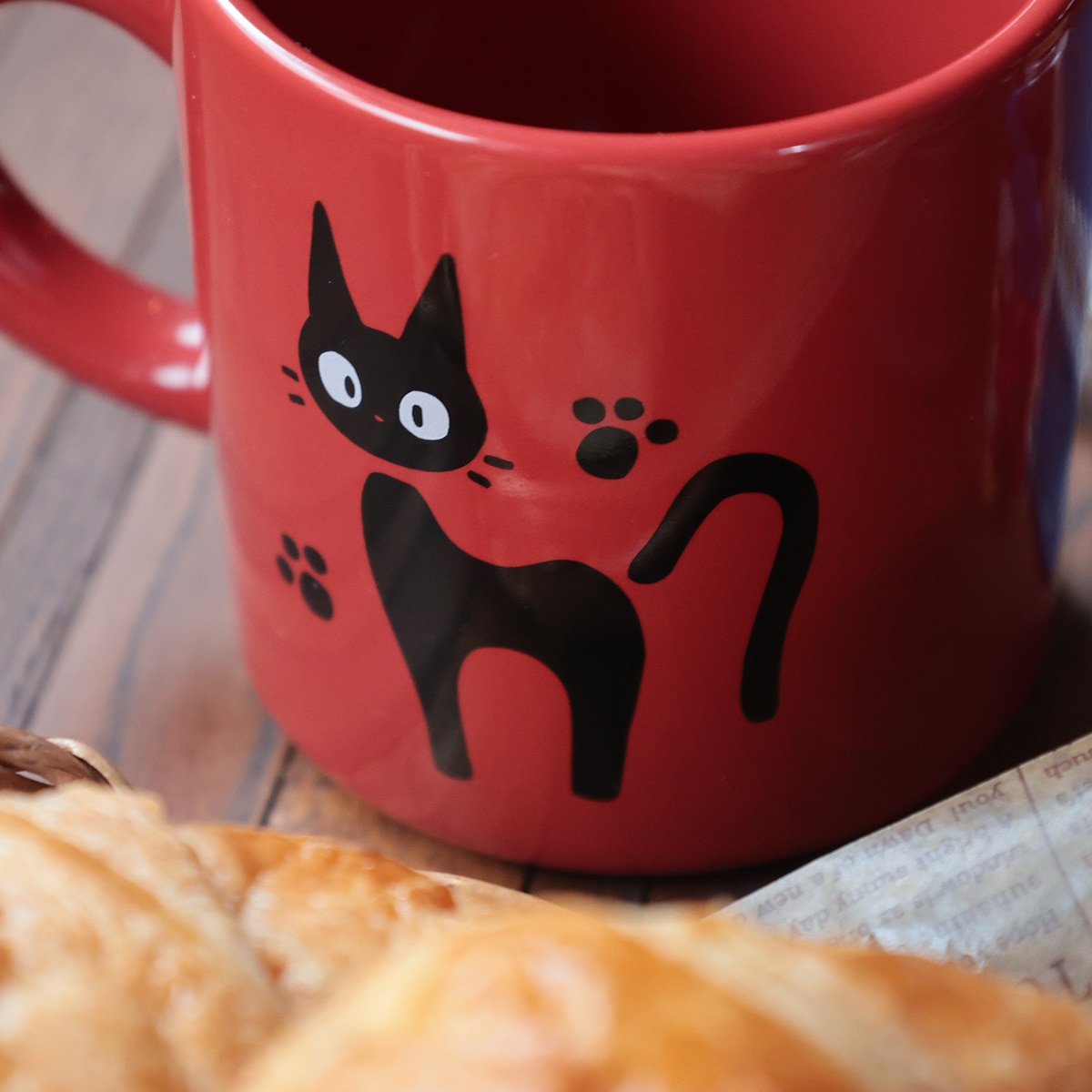 魔女の宅急便 ジジの赤いマグカップ | どんぐり共和国そらのうえ店