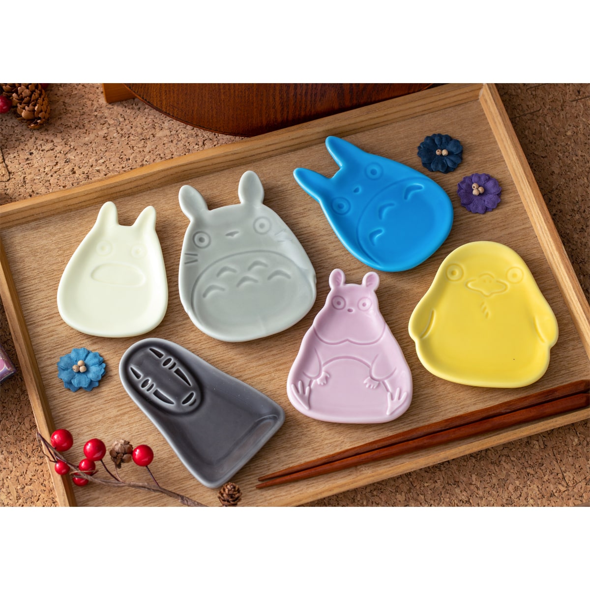 【新品】千と千尋の神隠し　豆皿 ジブリ　3点セット 千と千尋の神隠し 豆皿 カオナシ | どんぐり共和国そらのうえ店