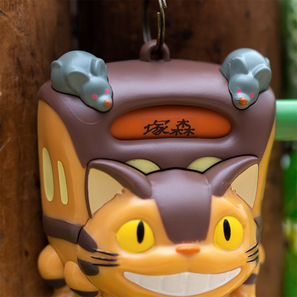 レア となりのトトロケース入り　まる子 ネコバス アクリルキーホルダーセット となりのトトロ ネコバスの行き先くるくるキーホルダー