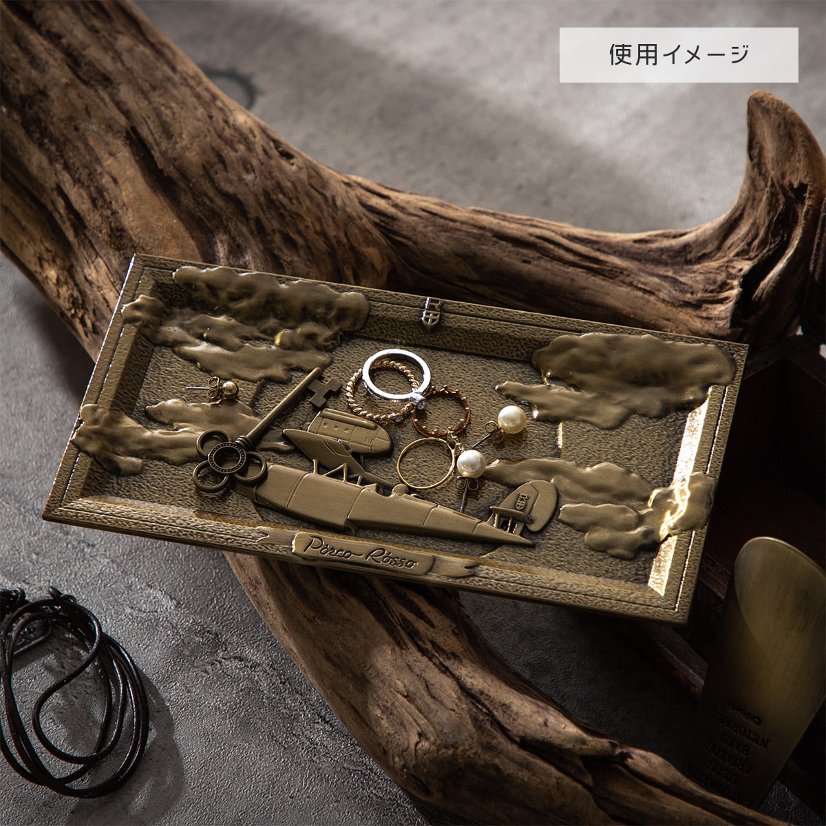 メタルトレイ サボイアs-21 ポルコ 紅の豚 メタルトレイ サボイアS-21 | どんぐり共和国そらのうえ店