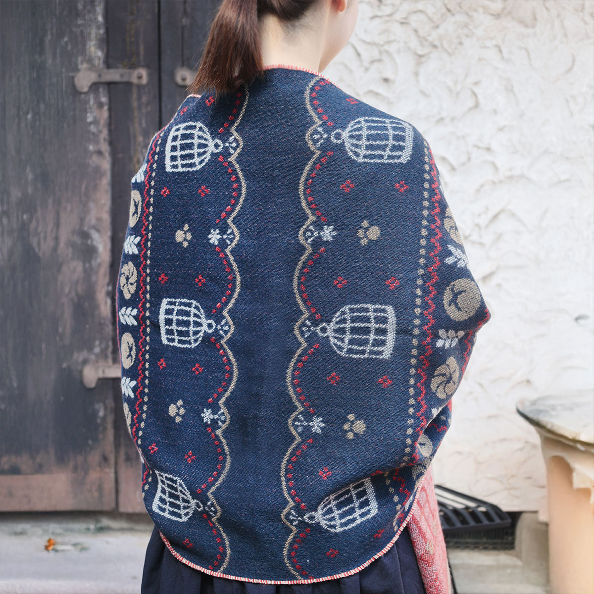 10/18(土)午前10時発売予定》魔女の宅急便 ボタン付ストール