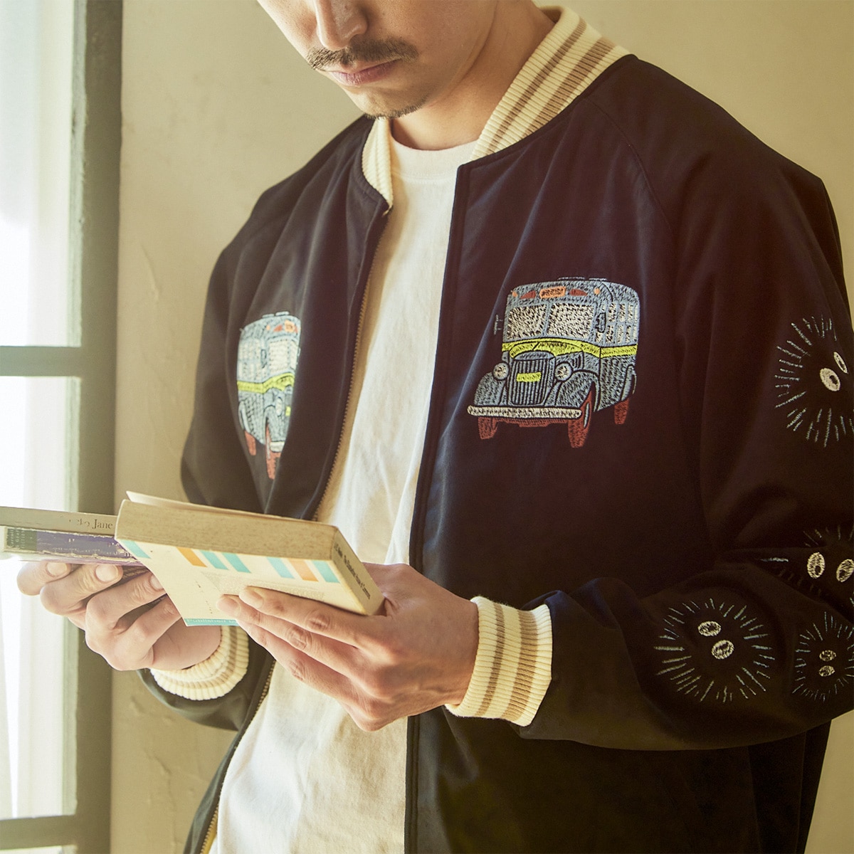 12/20(土)午前10時発売予定》【GBL】となりのトトロ 別珍スカジャン