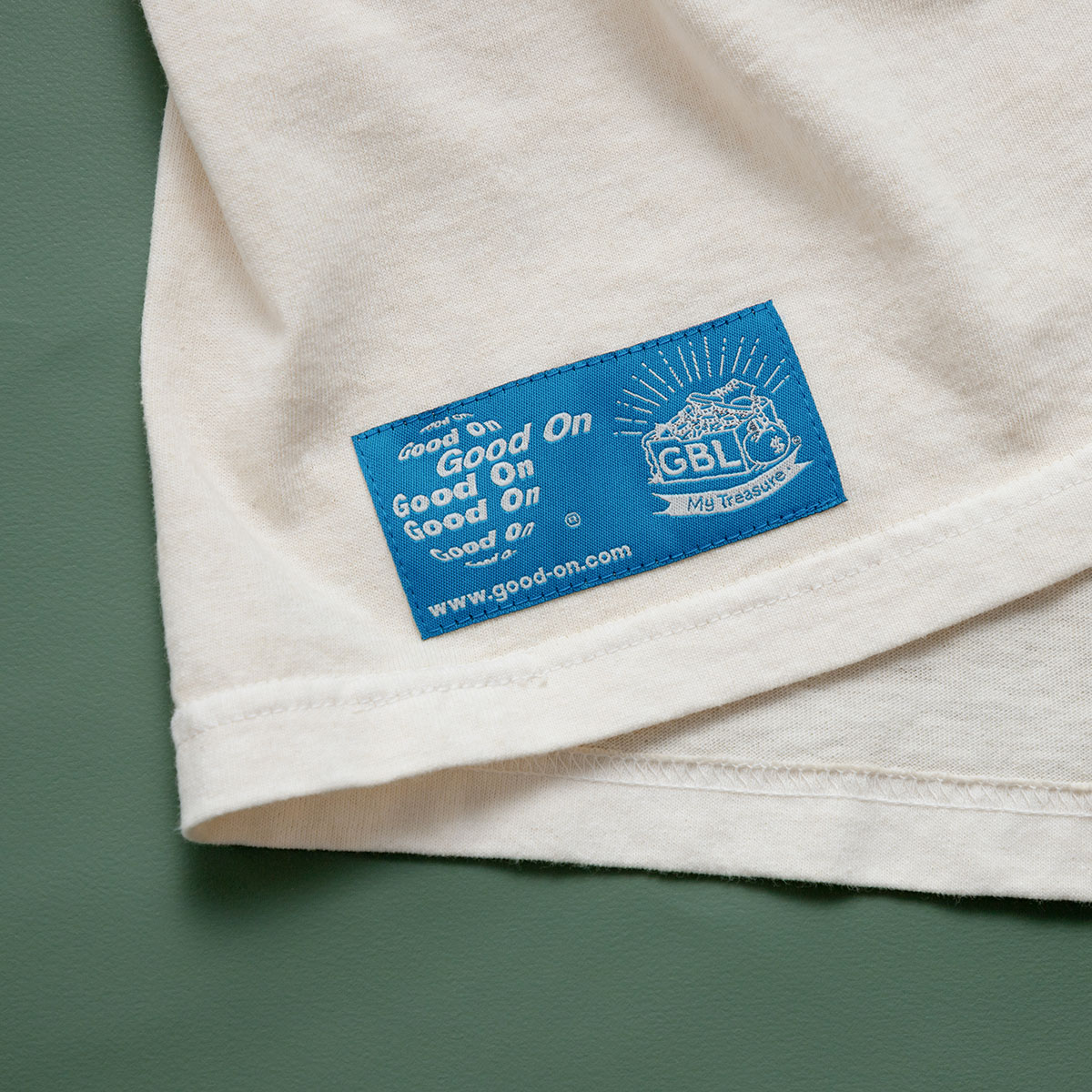 【完売品】もののけ姫 Good On コラボポケット刺繍Tシャツ コダマ　L GBL】もののけ姫 Good On コラボポケット刺繍Tシャツ コダマ