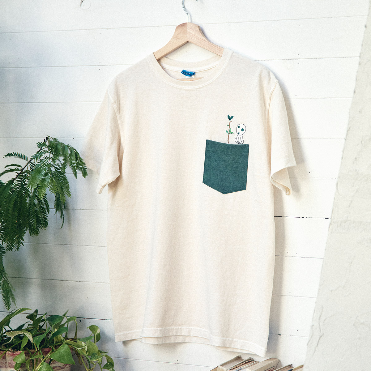 【完売品】もののけ姫 Good On コラボポケット刺繍Tシャツ コダマ　L GBL】もののけ姫 Good On コラボポケット刺繍Tシャツ コダマ