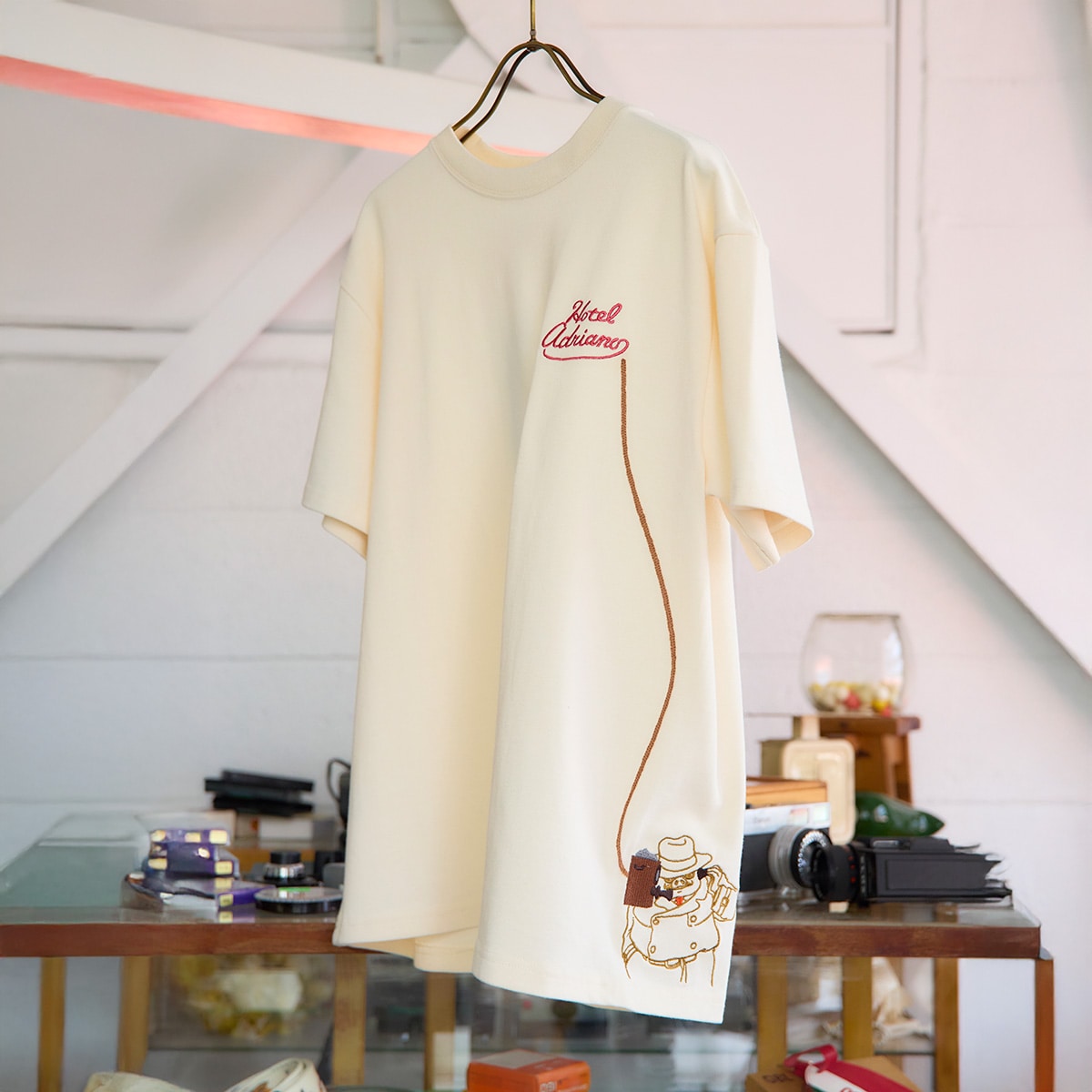 GBL】紅の豚 Classic Tシャツ 飛ばねえ豚はただの豚だ | どんぐり