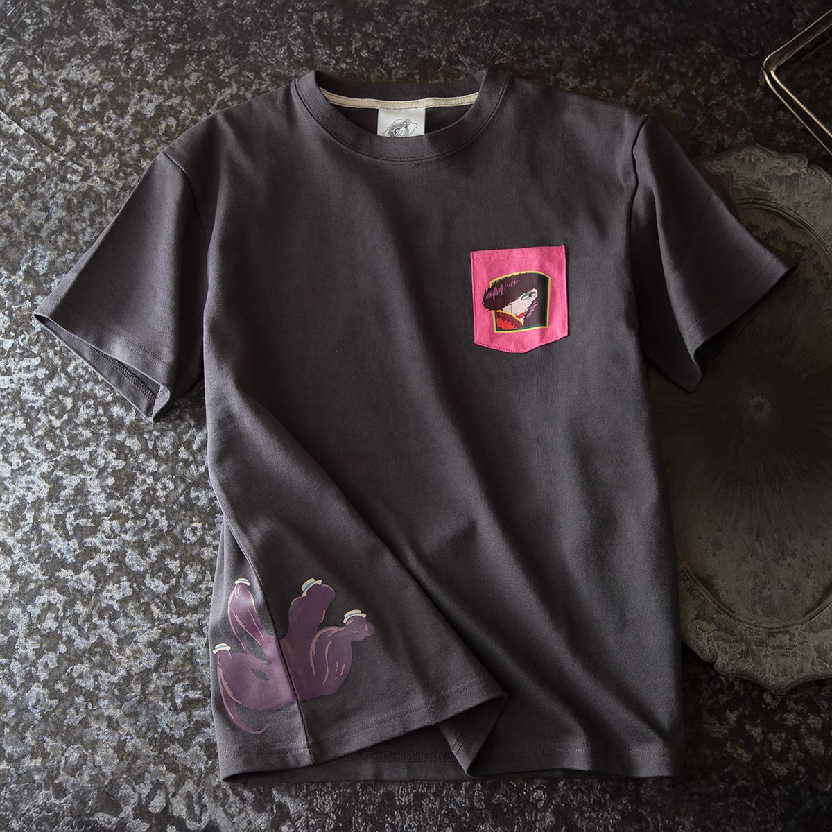 ジブリ　GBL限定　ハウルの動く城　Tシャツ　悪魔との契約 ジブリ GBL限定 ハウルの動く城 Tシャツ 悪魔との契約