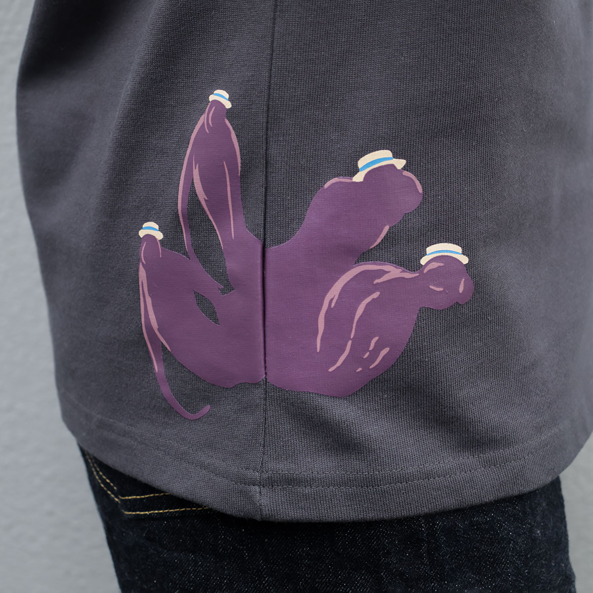 GBL】ハウルの動く城 Classic Tシャツ 荒れ地の魔女とゴム人間