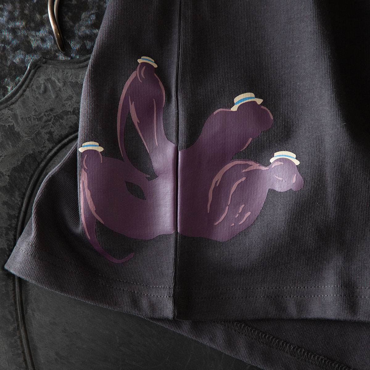 GBL】ハウルの動く城 Classic Tシャツ 荒れ地の魔女とゴム人間