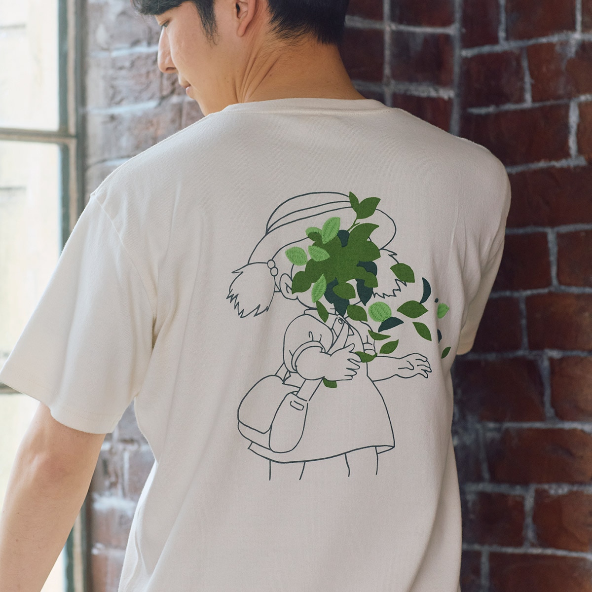 【GBL】となりのトトロ BASIC Tシャツ 追いかけっこ GBL】となりのトトロ BASIC Tシャツ 追いかけっこ (IV) | どんぐり