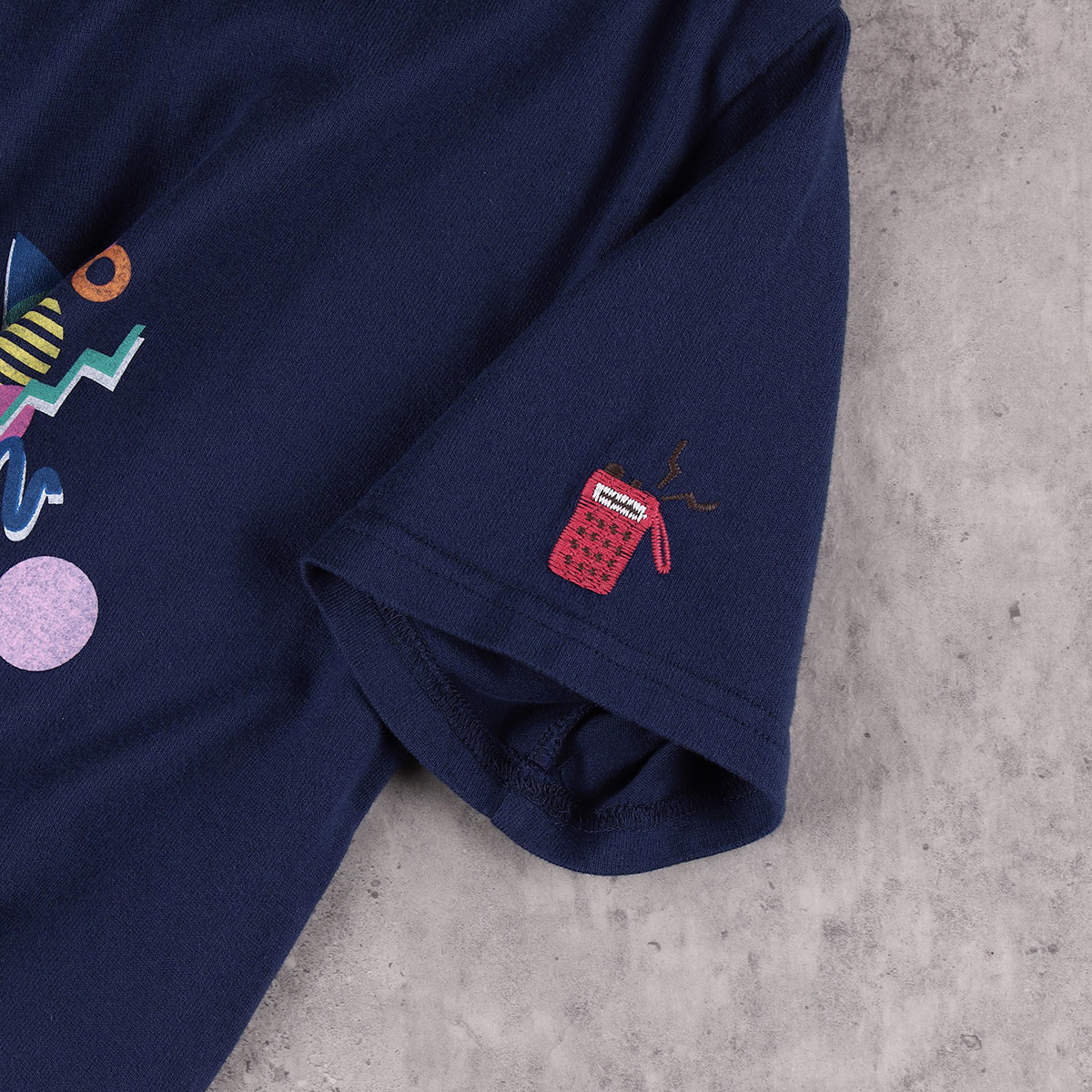 GBL】魔女の宅急便 BASIC Tシャツ 先輩魔女 (NA) | どんぐり共和国そら
