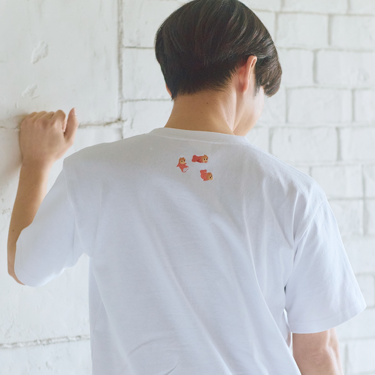 GBL】崖の上のポニョ BASIC Tシャツ ポニョとクラゲ (PW) | どんぐり