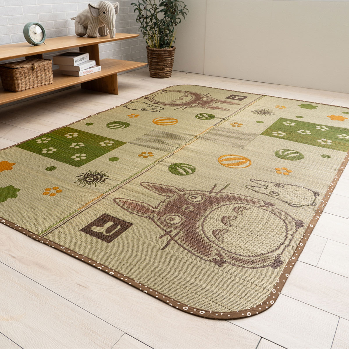 天風　い草ラグ　200x200cm 2枚 となりのトトロ い草 ラグ 和ごろろ 140x200cm／176x230cm | どんぐり